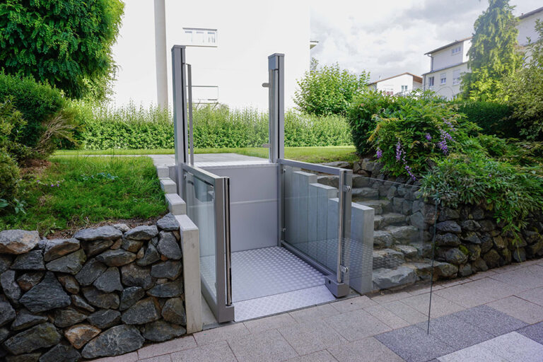 Ascensor-elevador-vertical-EVP-UP-exterior (2)