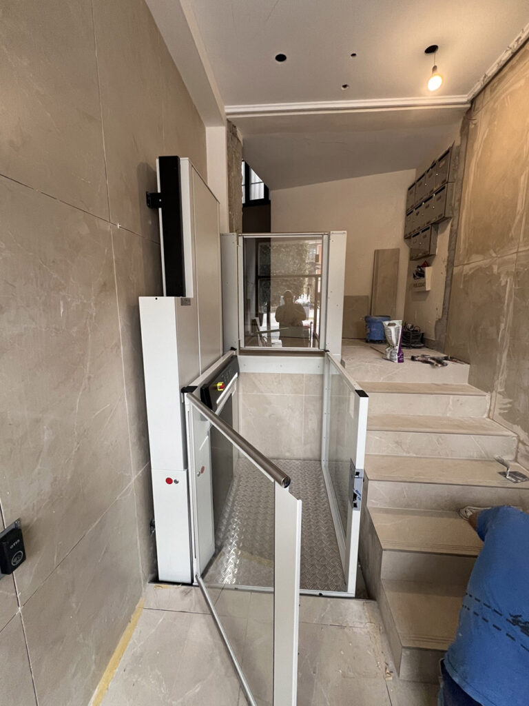 Elevador-vertical-escaleras-EVP-E (30)