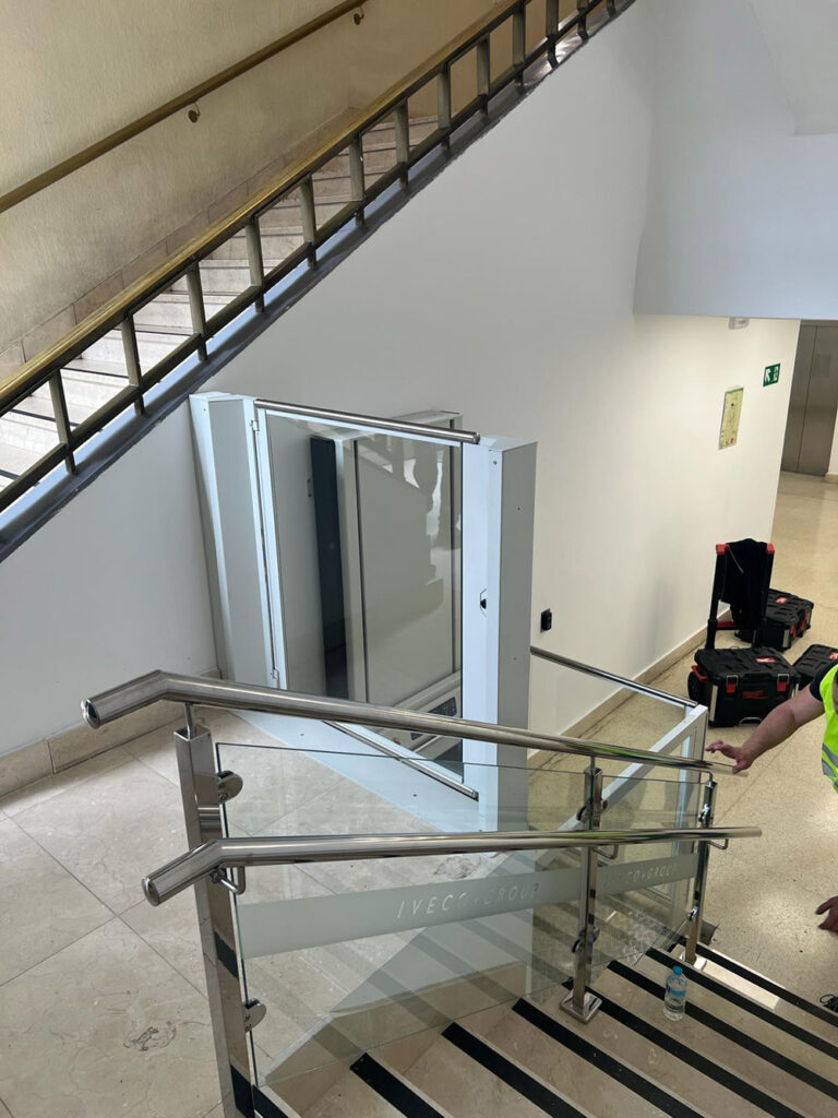 Elevador-vertical-escaleras-EVP-E (33)