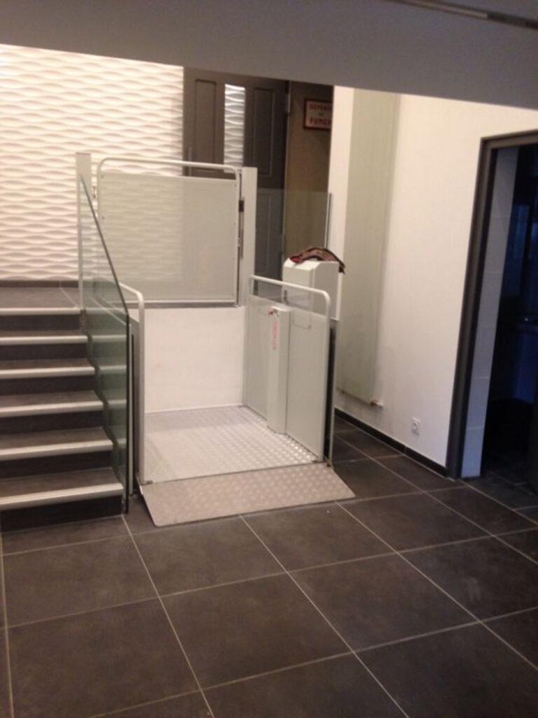 Elevador-vertical-silla-ruedas-EVP-S-EVP-S11 (8)