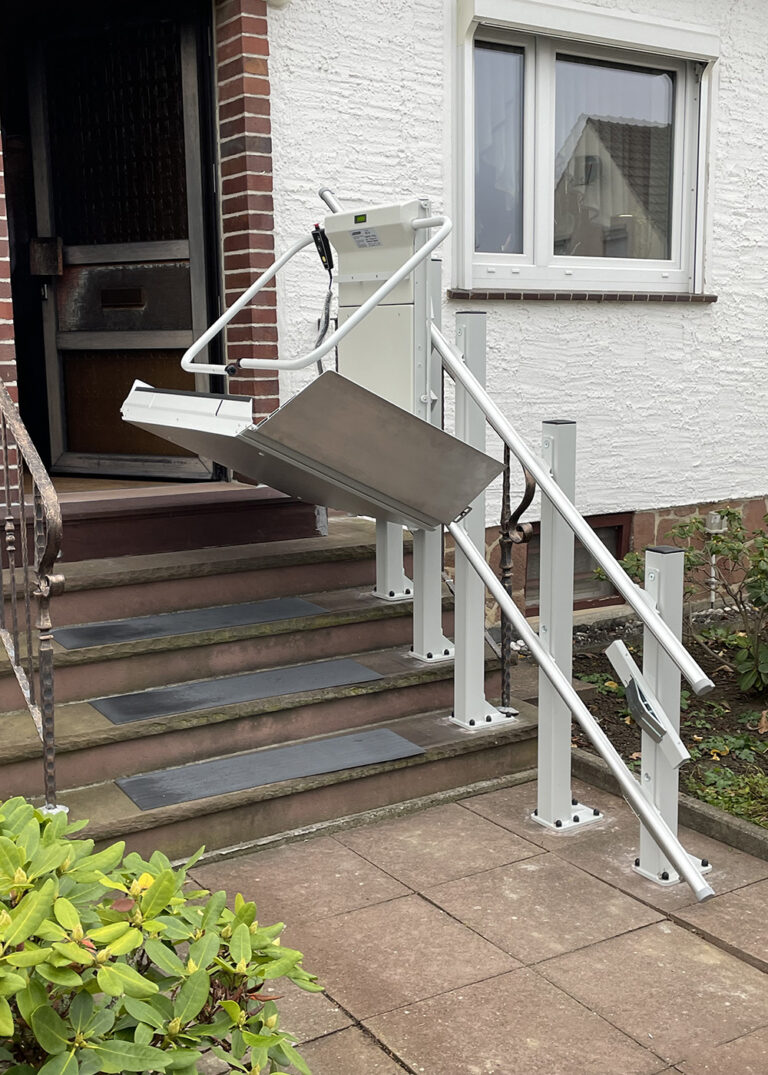 Plataforma-salva-escaleras-exterior-PETR-D (1)