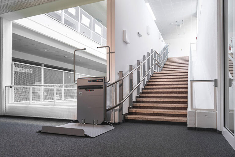 Plataforma-salvaescaleras-PETC-AS (2)