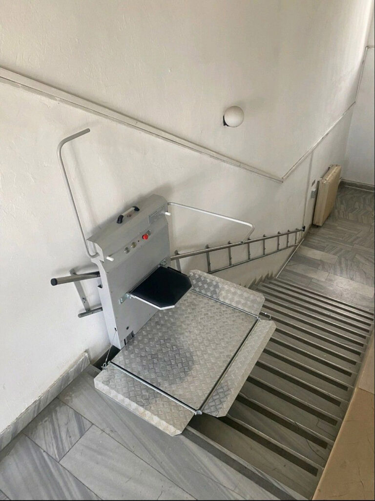 Plataforma-salvaescaleras-PETR-N (5)