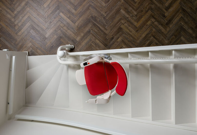 Silla-salvaescaleras-STC-AIR-GIRO AUTOMATICO 2