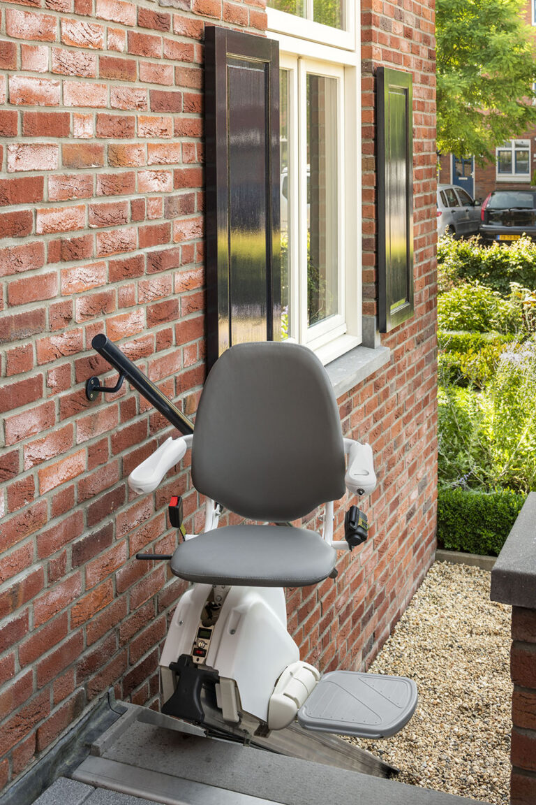 Silla-salvaescaleras-STRL-Exterior (2)